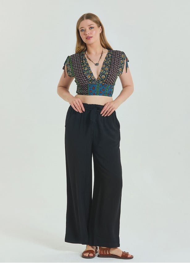 Black Women's Plus Size Trousers with Elastic Waist Belt Detail 4620
